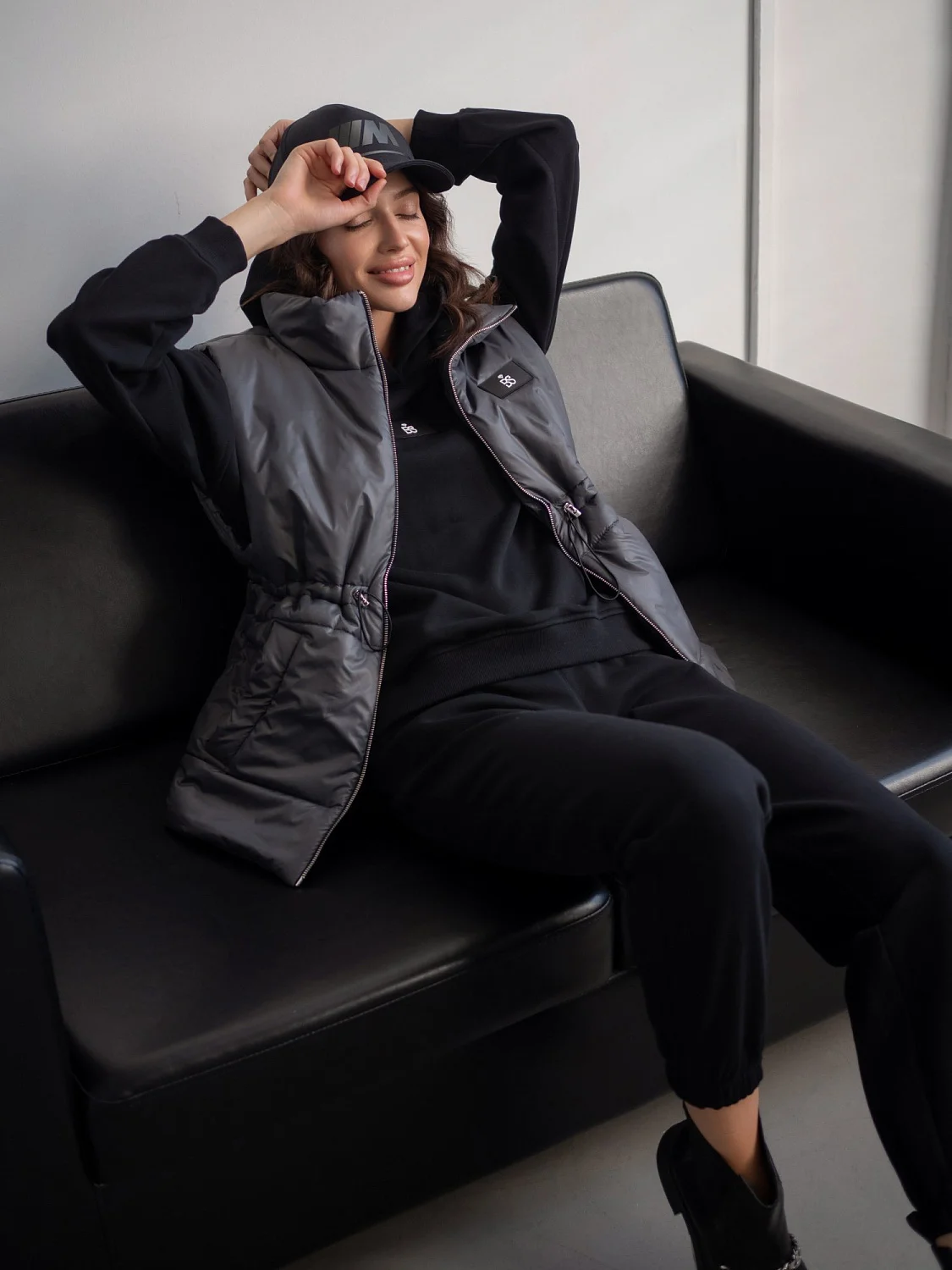 Безрукавка женская цвет Графит