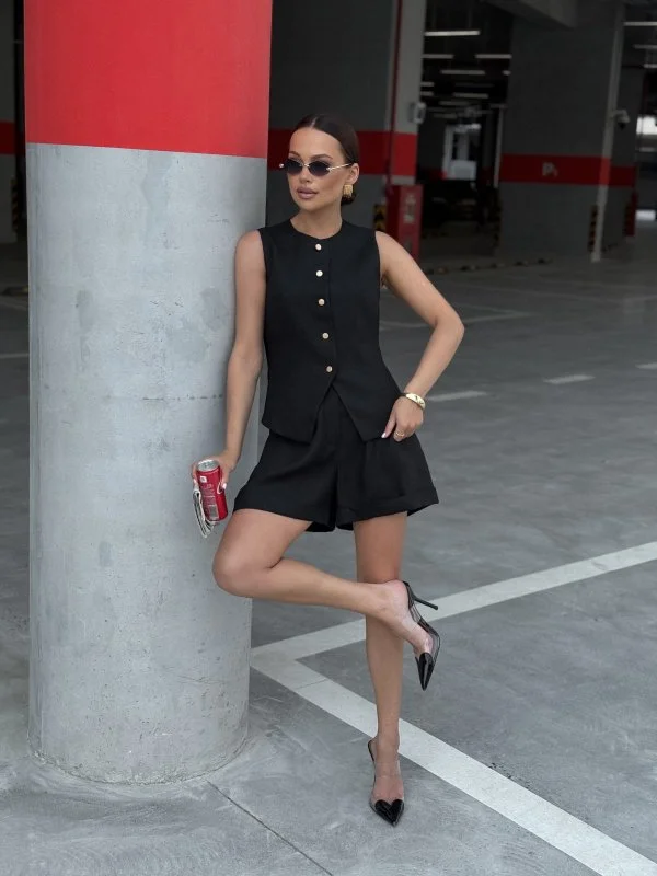 Жилет с круглым горлом цвет чёрный - в фирменном магазине спортивной одежды Brillante.by