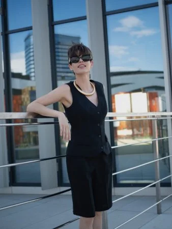 Купить Бермуды льняные цвет черный в фирменном магазине спортивной одежды Brillante.by