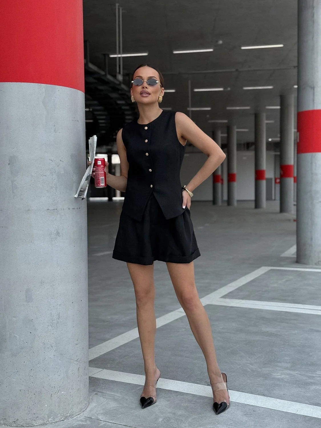 Шорты с отворотом цвет чёрный