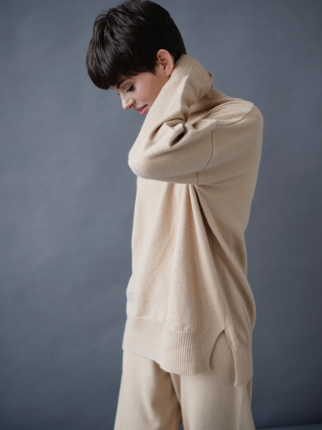 Костюм из ангоры цвет Песок