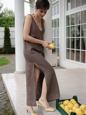 Купить Платье с V-образным вырезом цвет Шоколад в фирменном магазине спортивной одежды Brillante.by