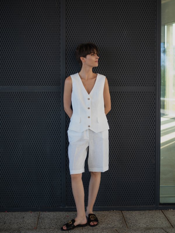 Бермуды льняные цвет белый - в фирменном магазине спортивной одежды Brillante.by