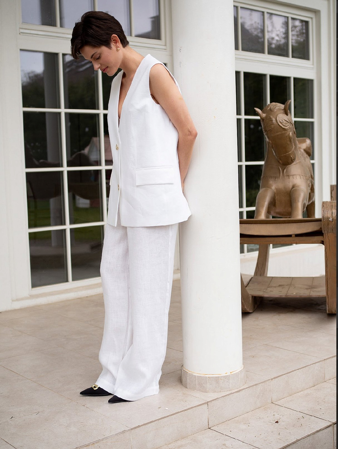 Жилет удлиненный цв. белый